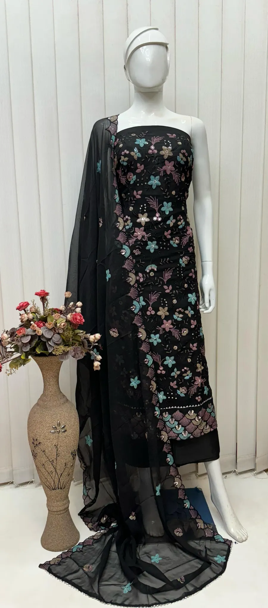 Blockbuster Hit Collection – Elegant Georgette Silk Ensemble